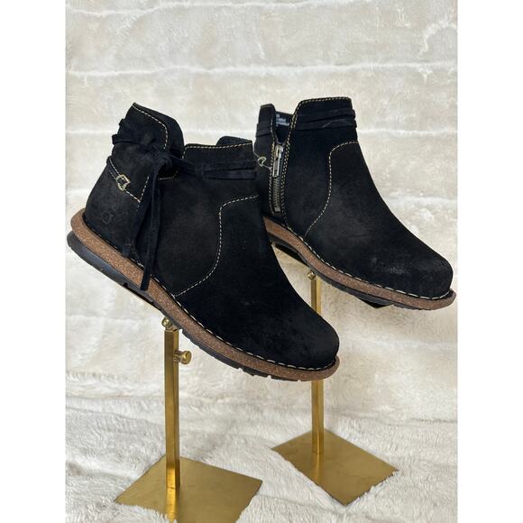 Born Tarkiln Booties Suede Black 8 women’s - Picture 1 of 6